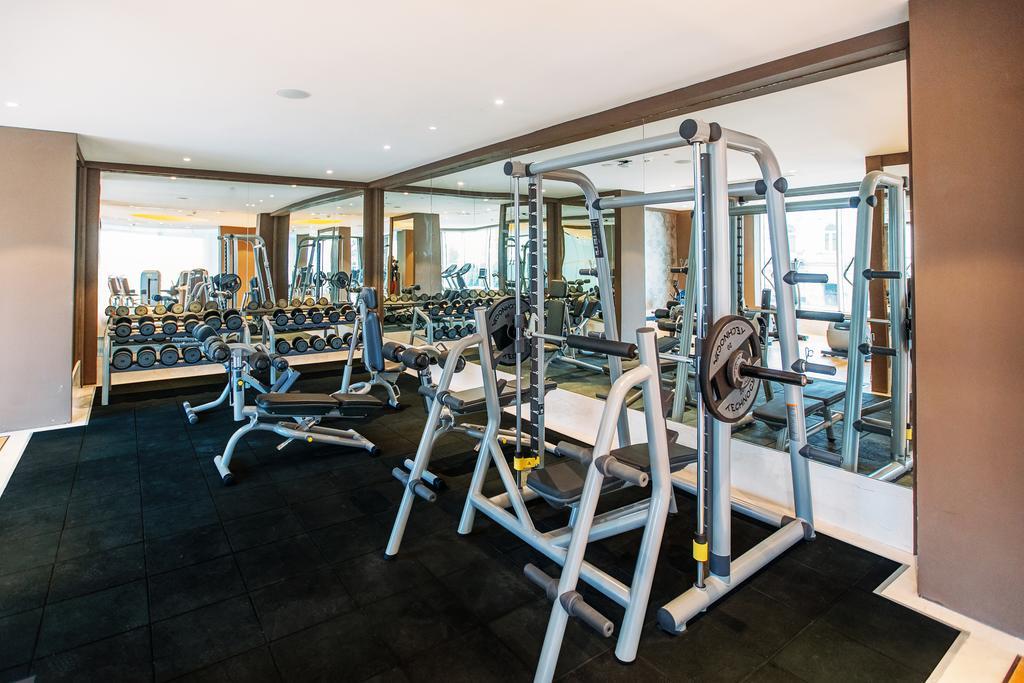 The Biltmore Tbilisi Hotel Екстериор снимка The gym at the hotel