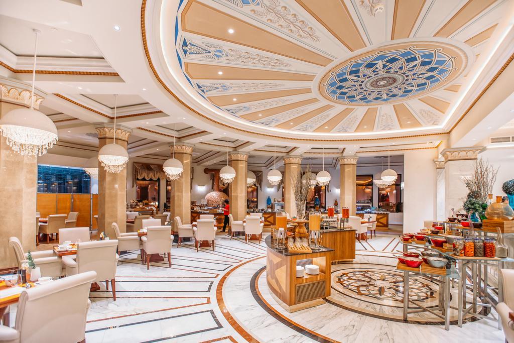 The Biltmore Tbilisi Hotel Екстериор снимка The lobby