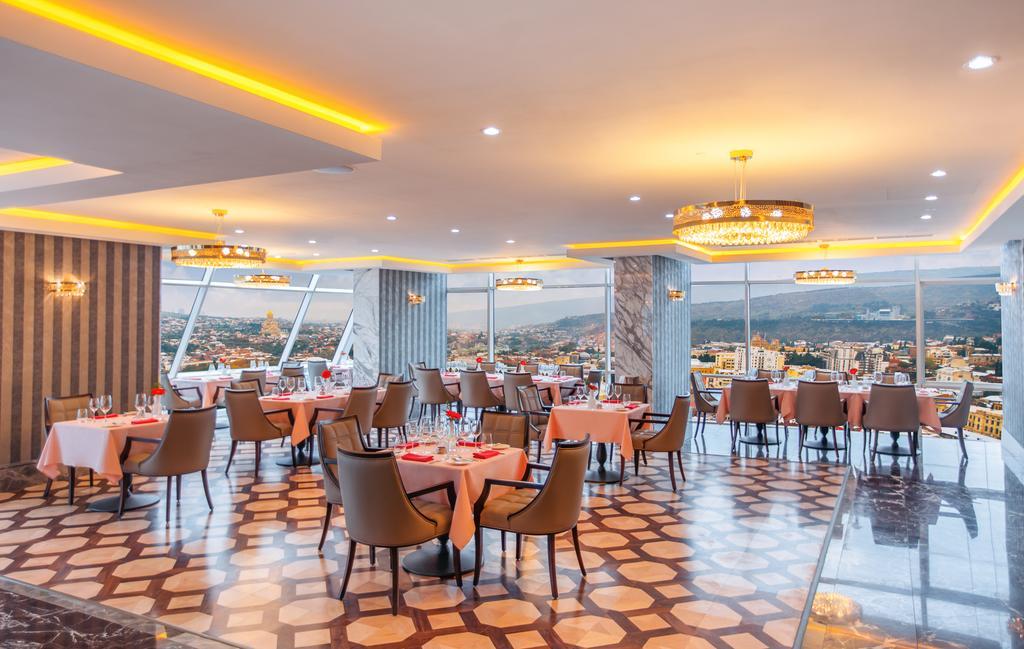 The Biltmore Tbilisi Hotel Екстериор снимка The restaurant