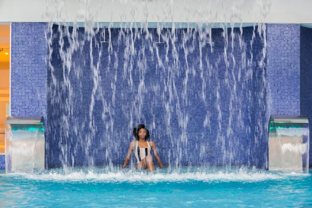 The Biltmore Tbilisi Hotel Екстериор снимка Waterfall at the pool